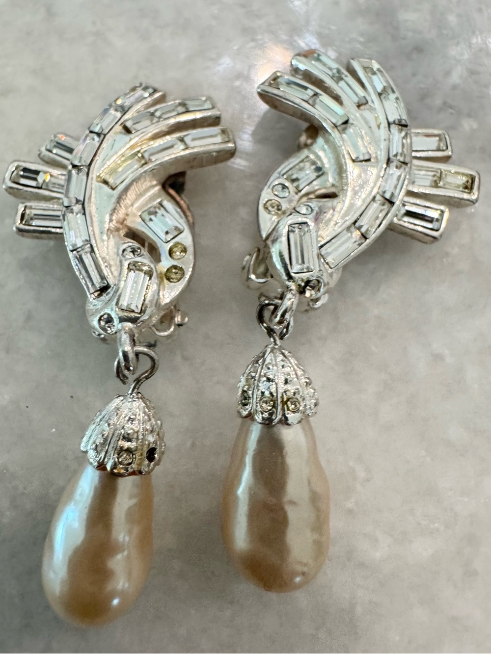 Vintage Carolee Signed Rhinestone Baguette Faux Pearl Drop Clip On Earrings
